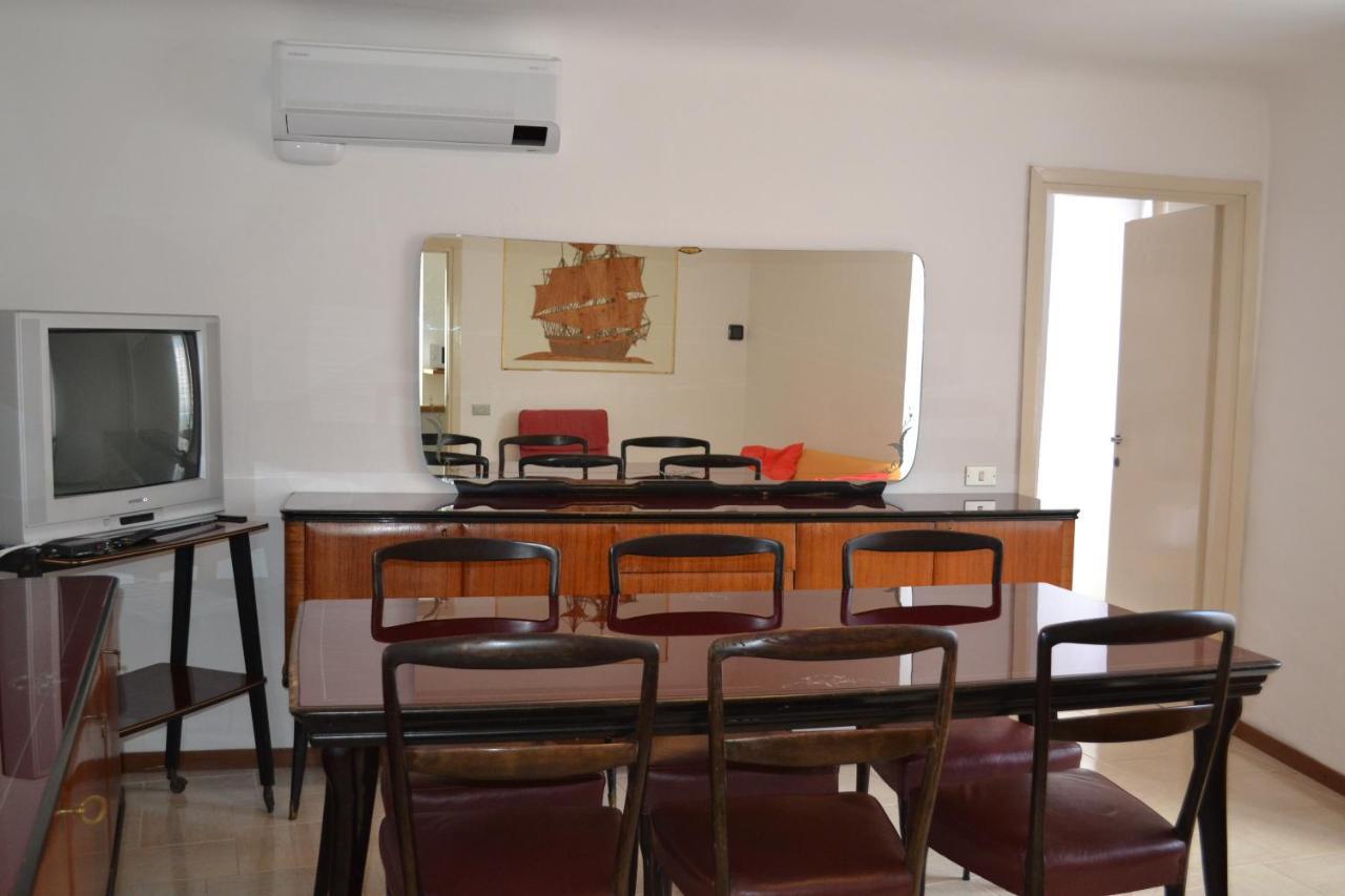 L'Antico Borgo Apartment Lesa Exterior photo