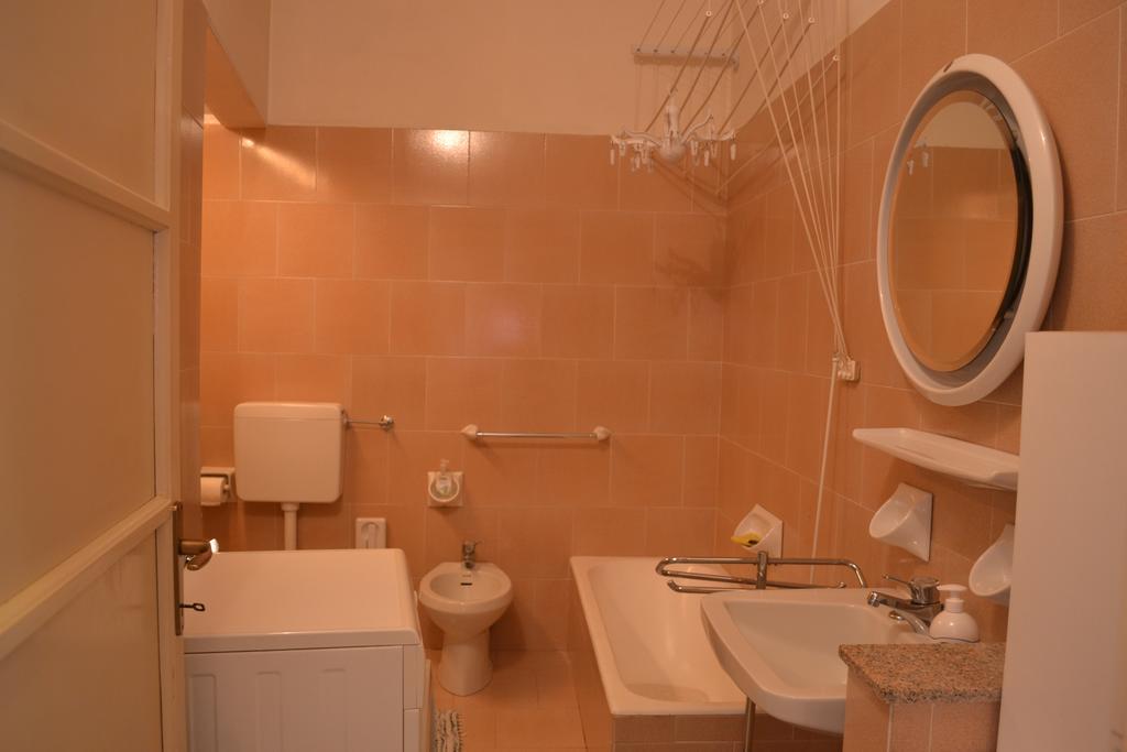 L'Antico Borgo Apartment Lesa Exterior photo